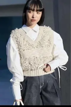 新品　アイボリー ベスト