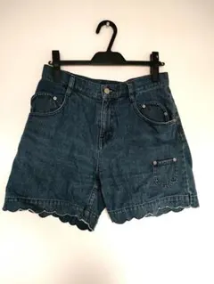 お値下げ！★ネネット★スカラップ ショートデニムパンツのサムネイル