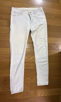 MAISON KITSUNÉ デニムパンツ ライトブルーのサムネイル
