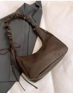 Item thumbnail for item 32a06807-64be-43dc-8d48-4e03579dd50a