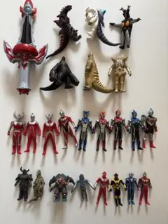 d*2様 ウルトラマン 怪獣 ソフビ フィギュア 大量セット - メルカリ