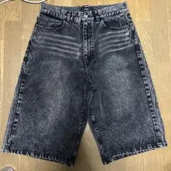 デニムショーツ