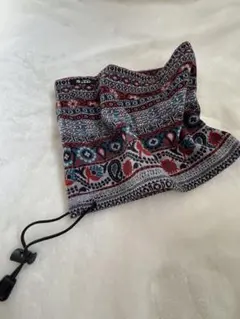 値下げしましたネックウォーマー 多彩な模様 フリーサイズ