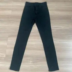 UNIQLO スキニーウルトラストレッチ 68.5c 黒