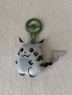 ポケモン　はじまりのピカチュウ　キーホルダーマスコット