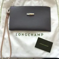 LONGCHAMP クラッチバッグ ポーチ ストラップ付のサムネイル