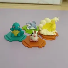 【希少】ポケモン フィギュア 4体セット 台座付き　フルカラーコレクション