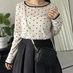 フロッキードットボートネックシアートップス　Lサイズのサムネイル