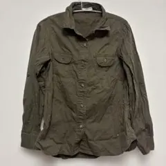オリーブグリーン 長袖シャツ　Lサイズ　ゆったりサイズ　レディース
