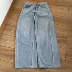 GU ワイドパンツ ライトブルー