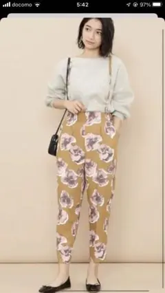 アダムエロペ サスペンダー付きパンツのサムネイル