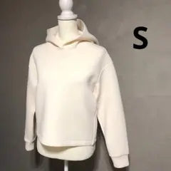 美品 ユニクロ ウルトラストレッチドライスウェットプルパーカ ナチュラル S