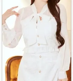 デイジーキャバホワイトセットアップ ※リボンだけ傷あり（投稿文読んでください）