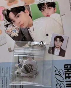 ATEEZ シーグリ ジョンホ トレカ ID PHOTO キーリング