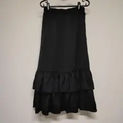 アプレジュールフリル付き黒ロングスカートSサイズのサムネイル