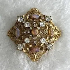 ヴィンテージ　ゴールドカラー　ブローチ　#1371