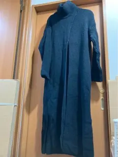 タートルネック ロング ニットワンピース スリット入り ブラック Lサイズ