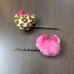 ディズニー　ミニーちゃん　ハート型ヘアピン2個セット　ヒョウ柄とピンク