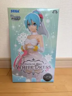 初音ミク WHITE DRESS スーパープレミアムフィギュア