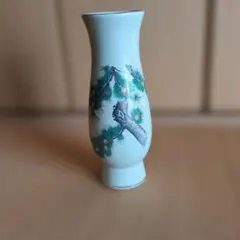 松の図柄　花瓶　焼物