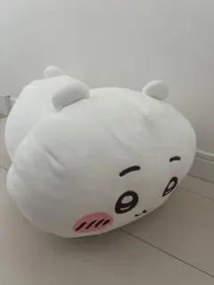 【最終お値下げ】7/19まで　ちいかわ　寝転がり　ぬいぐるみのサムネイル