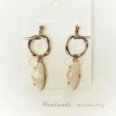 マーブルストーン×リング　アイボリー　揺れる　イヤリング　ピアス　ハンドメイド