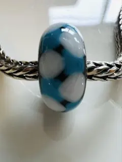 トロールビーズ】 雲と青空みたいな綿菓子のようなガラスビーズ