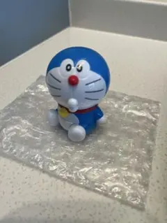 ドラえもんガチャ ライトマスコット おすわり