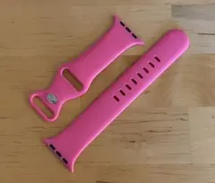 Apple Watch 44mmピンクシリコンバンド