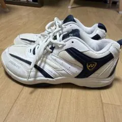 ヨネックス YONEX バドミントンシューズ　23cm