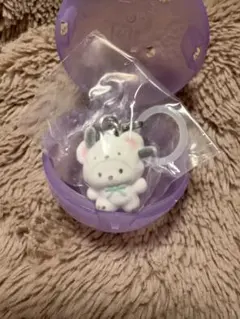 サンリオ　ふわふわスノーめじるしアクセサリー　ポチャッコ