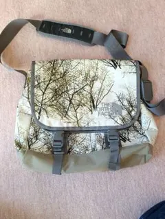 Item thumbnail for item 45dbd96d-bdf0-48a8-ab5d-200f8e69c836