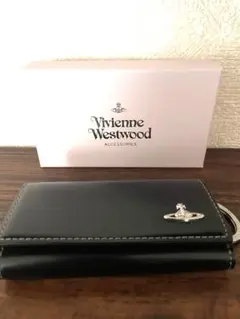 ヴィヴィアンウエストウッド　レザーキーケース 黒 ストライプデザイン