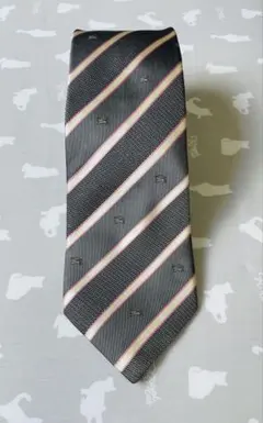 ネクタイ　BURBERRY ストライプ