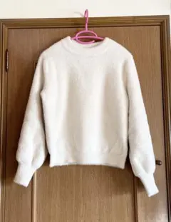 grove ふんわりしたフェミニンフェザータッチハイネックプルオーバー