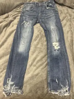 ZARA ダメージデニム スリムフィット フリンジ裾