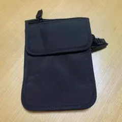 早い者勝ち❤️サコッシュ　小物ケース　黒　小さめバッグ　新品