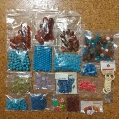 ビーズセット 多彩な色と形 19袋