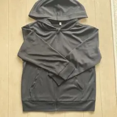GU 黒パーカー120センチ