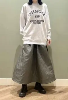 BEAMS HEART 圧着ジャカード タック フレアスカート オリーブ