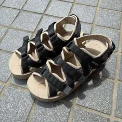 suicoke スイコック emmi コラボのサムネイル
