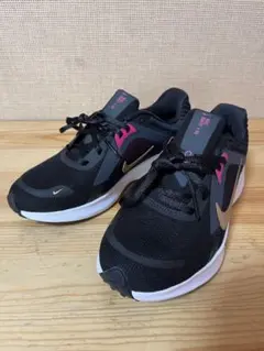 a469/未使用級★ナイキ クエスト 5 ウィメンズ ロード23.5㎝