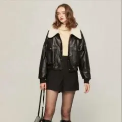 トゥエンティーズ　《彼との出会いはBAR》フェイクレザーボアジャケット