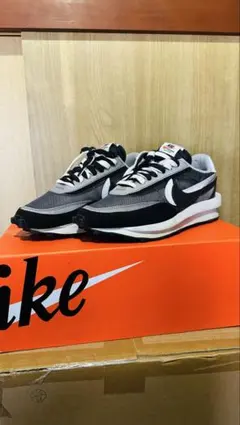 Nike ブラック/グレー スニーカー