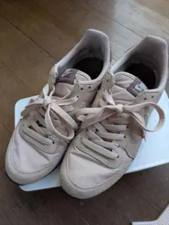 ナイキ　NIKE インターナショナリスト　24cm　ピンクベージュ