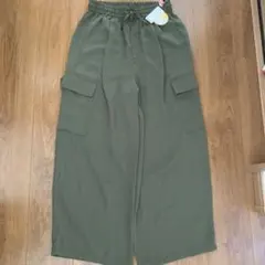 値下げシューラルー　カーキ　大人カーゴパンツ　M