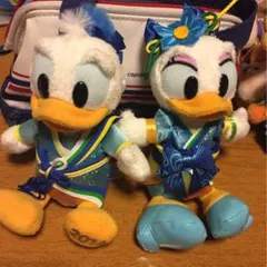 ドナルド、デイジーぬいぐるみバッチ