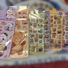 クレヨンしんちゃんウォーターボンボンシールとお腹ぷにぷにシールたぬきとパンダ