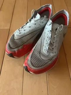 NIKEヴェイパーフライ2