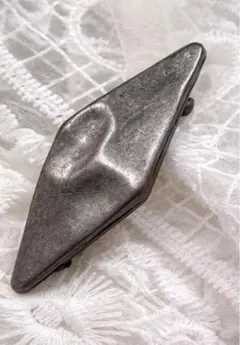 金属製ダイヤモンド型バレッタ
